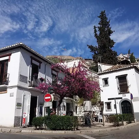 Albaicin Patio Apartment Granada