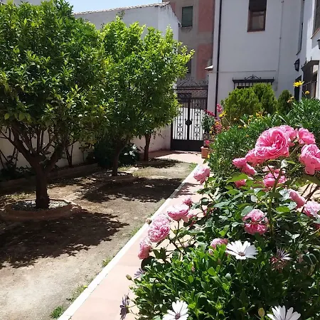 Albaicin Patio